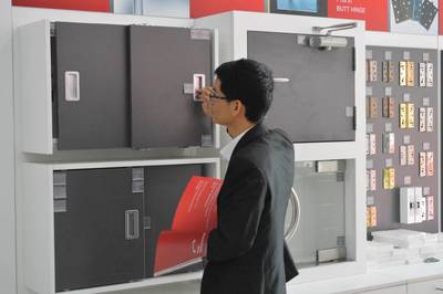 西安海福乐五金专卖店 崭新形象，专注劳动保护用品零售